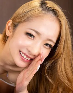 Aya Izumi