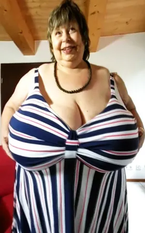 Karola