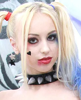 Kira Thorn