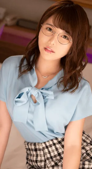 Kokomi Hoshinaka