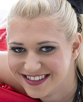 Linda Ray