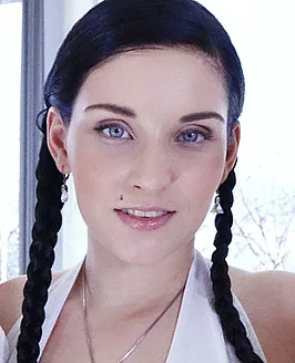 Lucia Denville