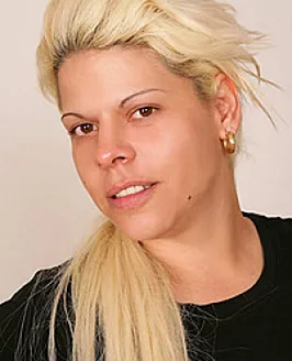Mia Blond