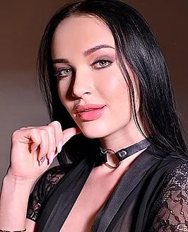Sasha Sparrow