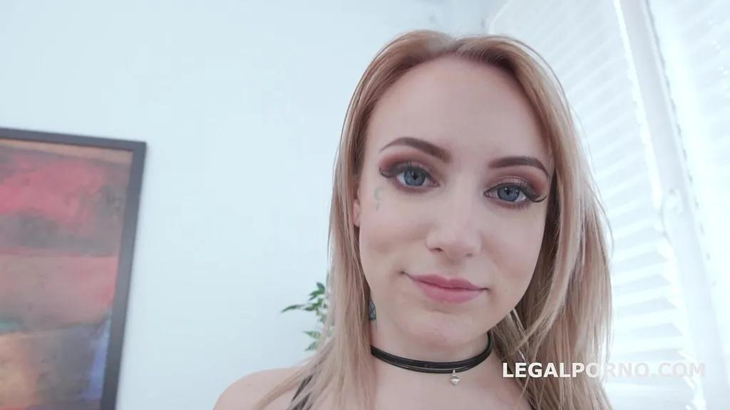 Ciri, Michael Fly, and Mr. Anderson in Anal, Blowjob, and Rough Sex - HD