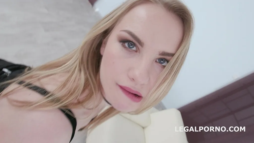 Madison Lush, Angelo Godshack, Neeo - Double Anal & Cum Swallowing in Stockings & Lingerie (UHD)