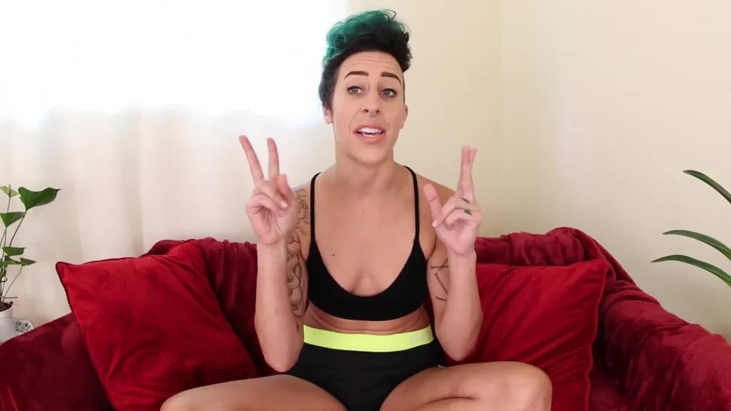 Andre Shakti's Solo Brunette Sessions: Piercing, Tattoos, Taboo Fantasies (VR, HD)