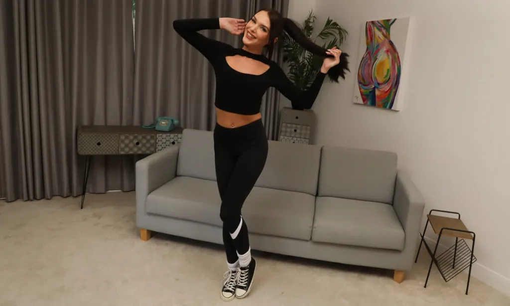 Antonia Jay's Fitness Routine: Brunette Tattooed Fitness Model in 60 FPS 180° VR