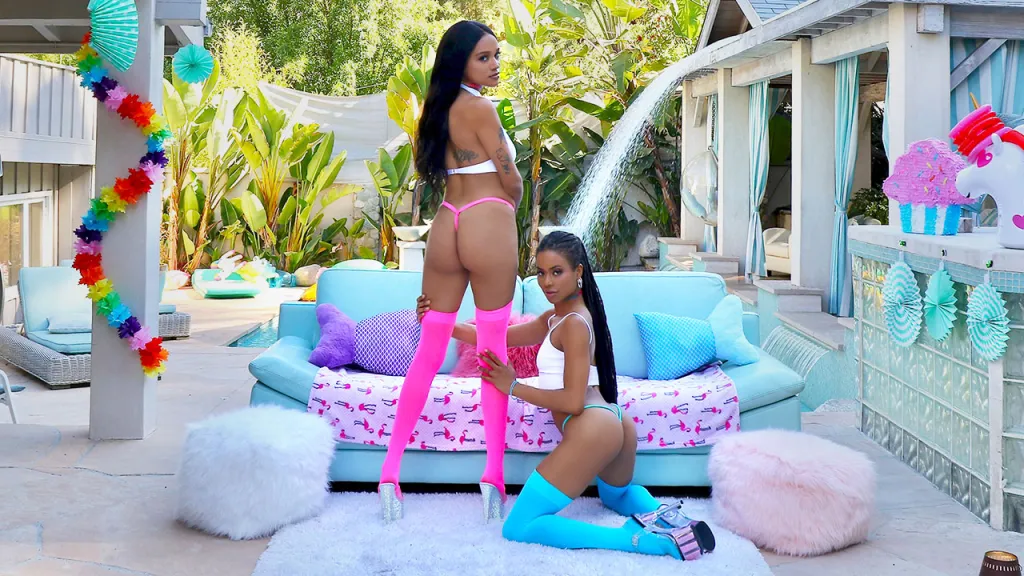 POV: Kira Noir, Julie Kay - Threesome with Anal, Blowjob, Creampie
