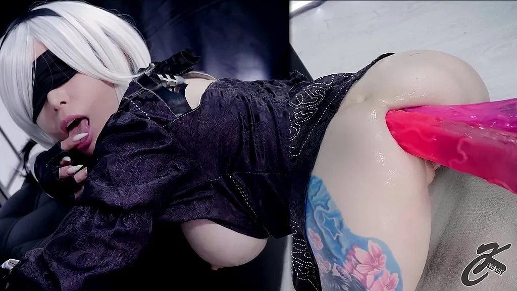 HD Cosplay Video: Big-Boobs Blonde's Intense Anal Play with Dildo