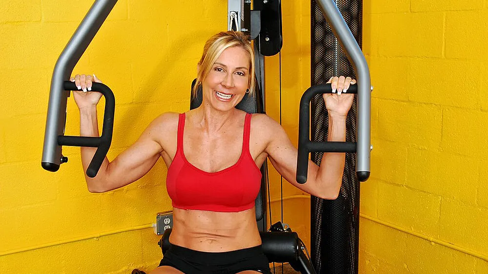 Kelly Estelle & Christian: HD Fitness Gym Session at Diary of a Milf