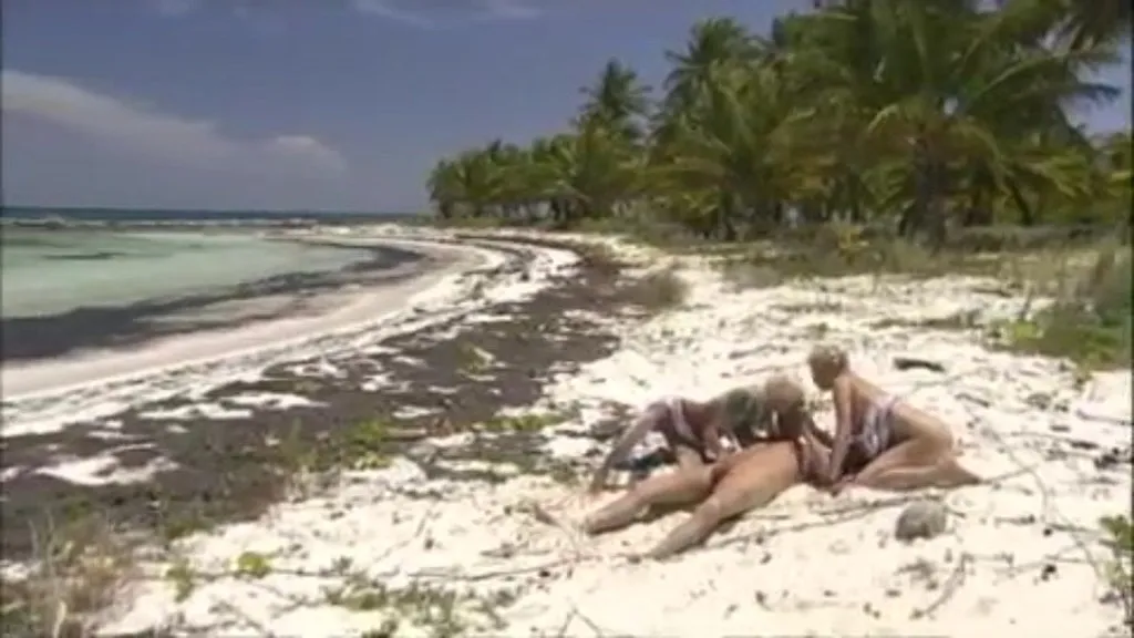 Boroka Balls, Tarra White: Blonde Beach Babes GET ROUGH with HD Anal & Deep Throat (1 on 2)
