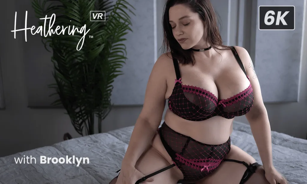 Brooklyn - Big Ass Brunette in Stockings & Tattoos [VR 180°, 5K, 6K, 3D, 60 FPS, UHD (4K)]
