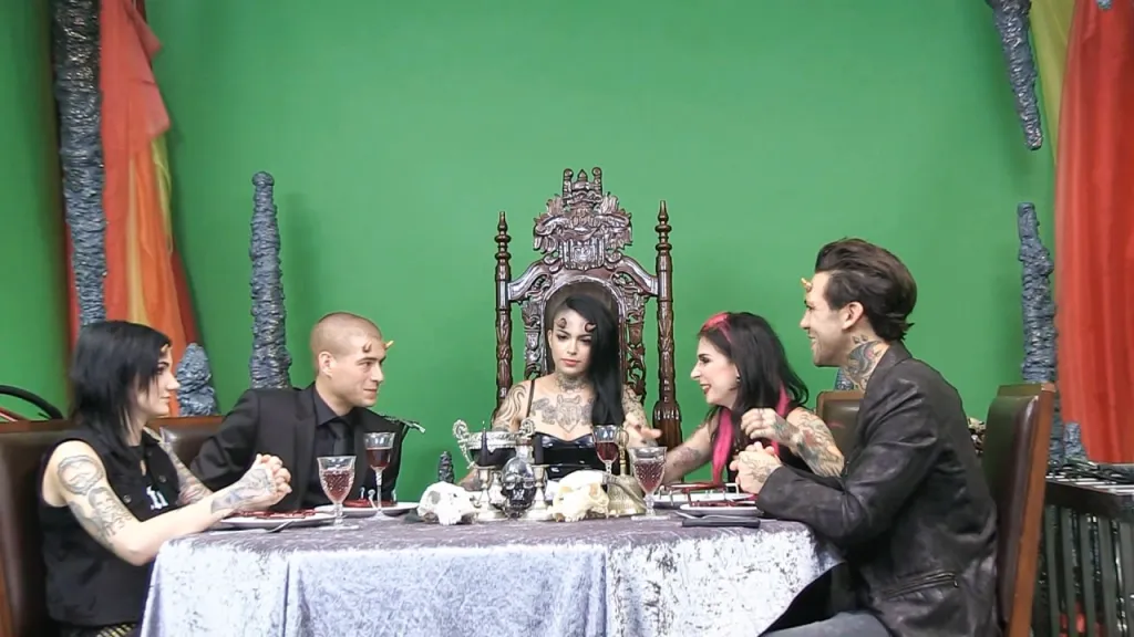 Cindy Queen of Hell: Leigh Raven, Nikki Hearts, Anna Bell Peaks - Burning Angel