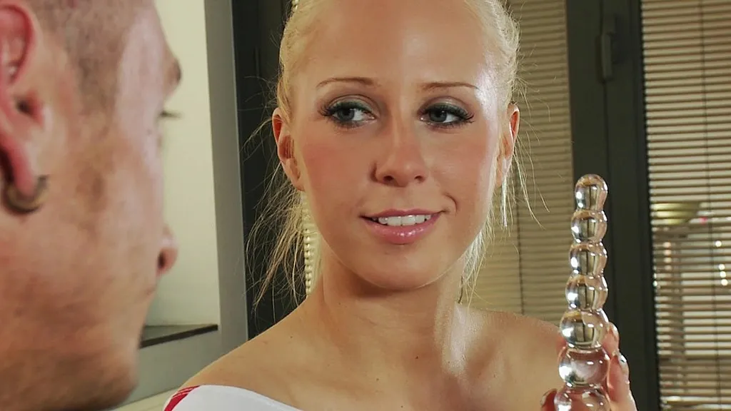 Carla Cox & Leo Galvez: Blonde Babe's Dildo Tasting Session - HD" Note: Title is within the 60 character limit. It includes the performers' names, a brief description related to the video, and the "HD" flag to indicate video quality. The categories and...