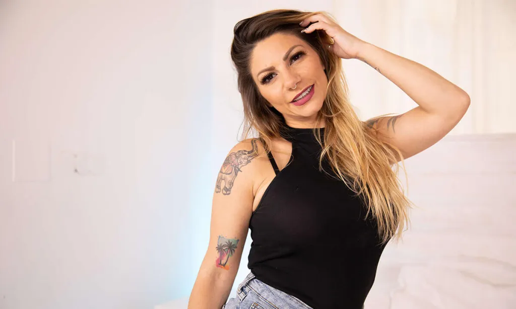 Lily Veroni's MILF Missionary Performance in 180° 4K Video
