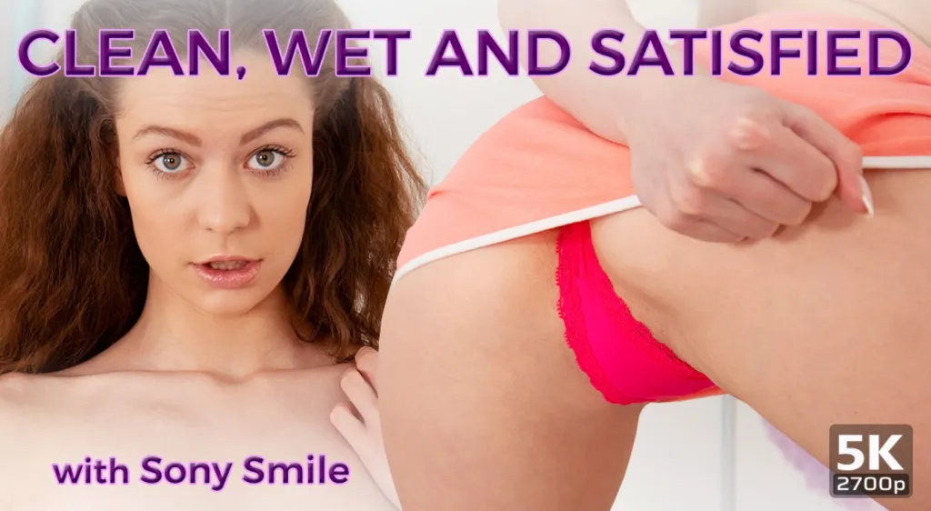 Sony Smile's Solo Fingering Session - Brunette Teen Satisfies Cravings in HD