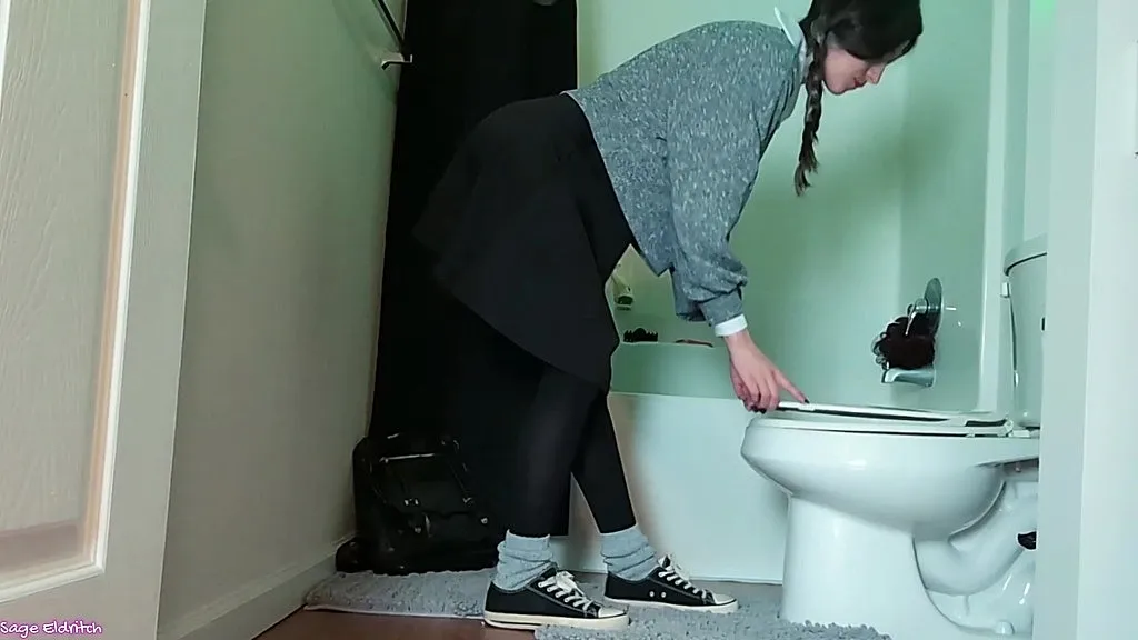 Sage Eldritch as Wednesday Addams: Toilet Peeing in HD