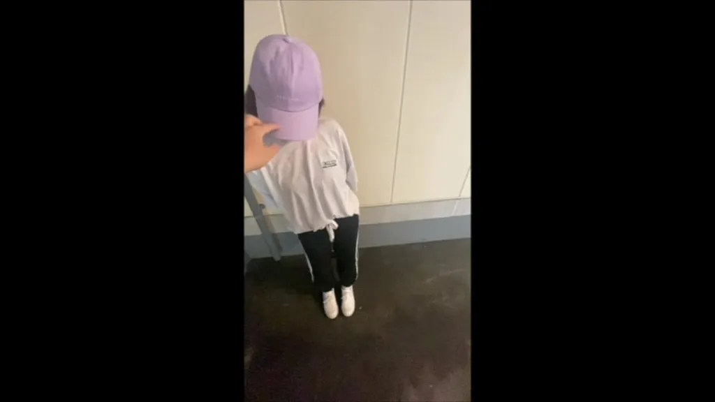Asian Girl's Passionate Squirt Session with Toys