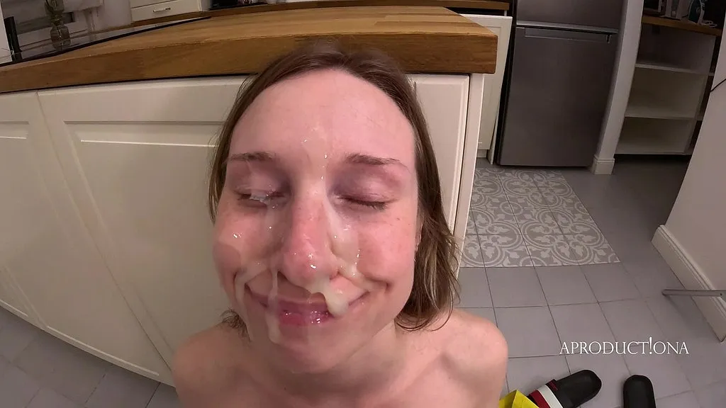 Eva Abel & Bonieboy: Deep Throat, Rimming & Pissing - Hardcore Sex Scene