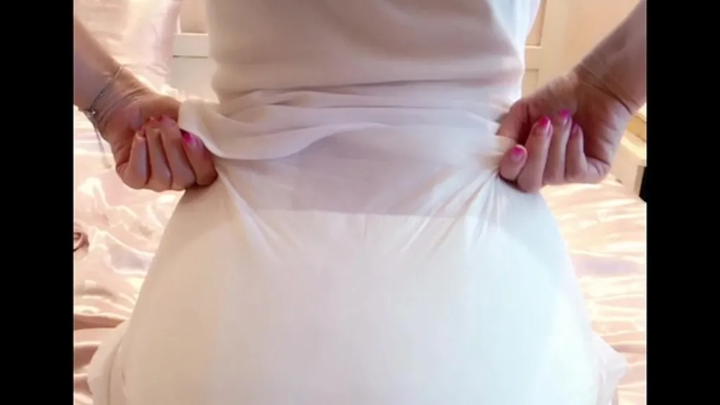 Diaper Fetish: Pissing in HD with Performer 1, Performer 2, and Solo Girl