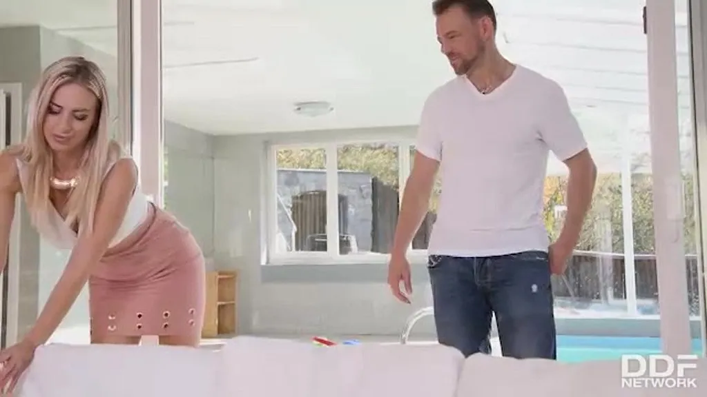 Natalie Cherie & Erik Everhard - Blonde Czech Blows, Fists & Gets Ass to Mouth