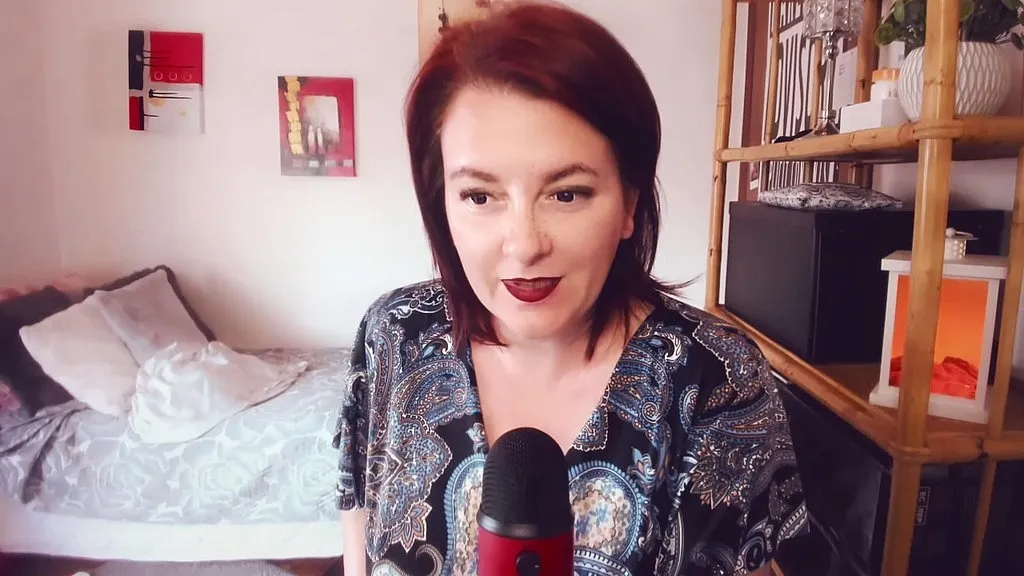 MILF Performers: Culona, Piss Lover, Solo - Dominance, Pee Fetish & Solo Masturbation