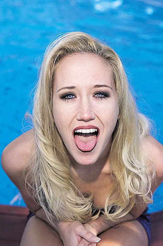 Alana Evans & Mike John: Blonde Bombshell's Rough Deepthroat (POV)