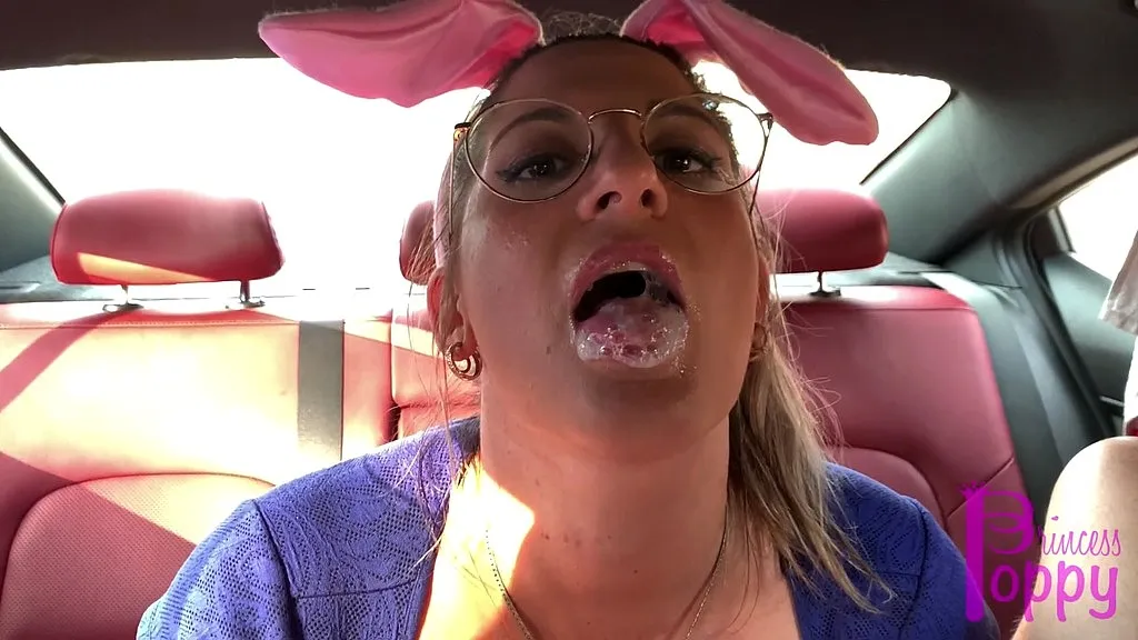 Amateur Blowjob with Big Natural Tits Performer (Hazel Eyes, Glasses) - HD