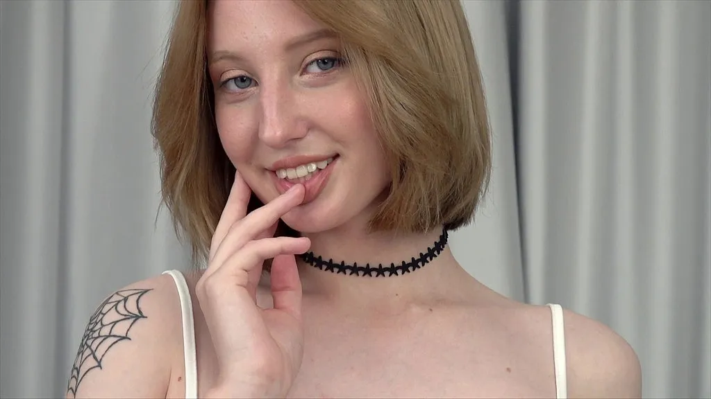 Emma Korti and Romeo Fist - First Taste of BBC: Anal Atm with Deep Throat and Squirt