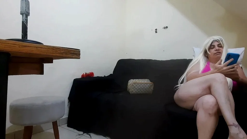 Passionate MILF Anal Performance in HD