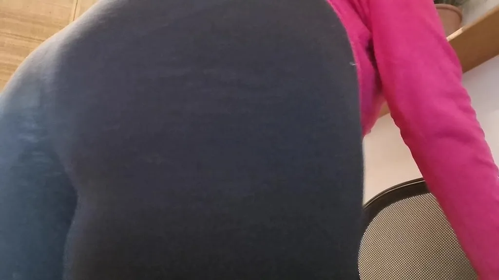 Hairy Pussy Farts Compilation - Solo MILF Video
