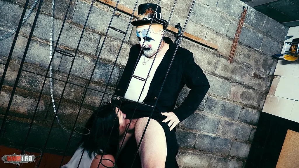 MILF Hedone's Intense Sessions with Clown-masked Terry: Deepthroat, Rough Sex, Squirting