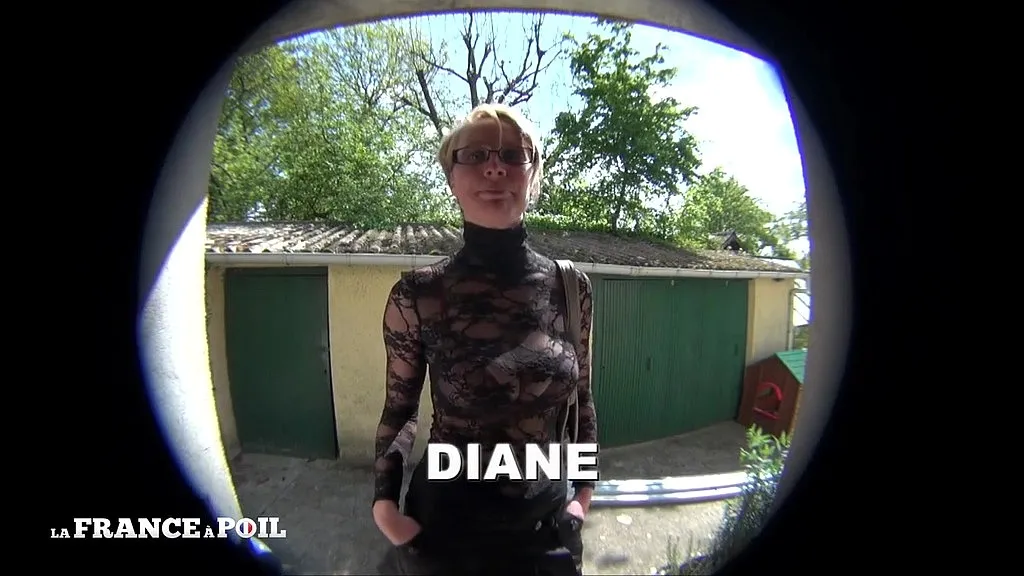 MILF Diane's Hot Outdoor 1 on 1: HD Anal & Blowjob Session