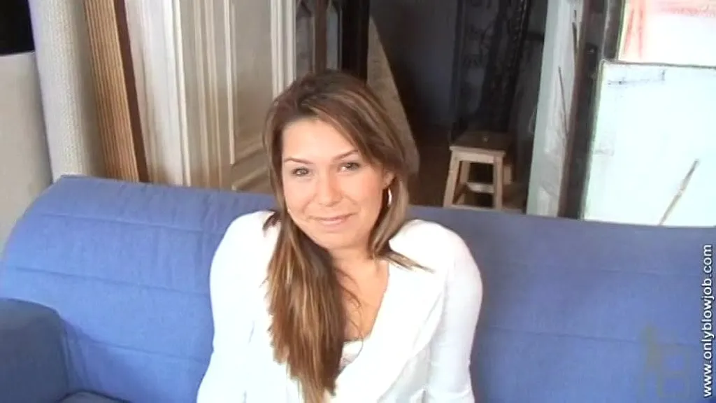Tanja's Shy Blowjob Performance
