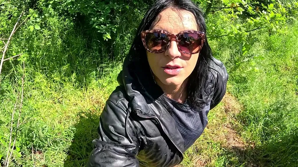 MILF's Intense Deep Throat Blowjob in Forest - HD (Male-heterosexual)