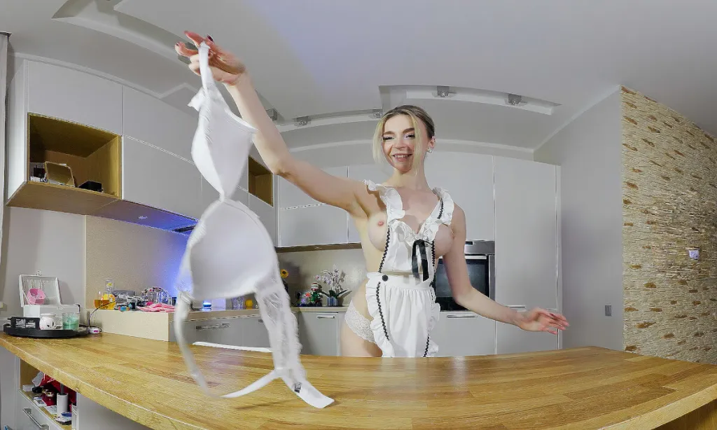 Samantha Rouge's Intimate 180° VR Experience: Shaved Pussy, Stockings, and Dildos