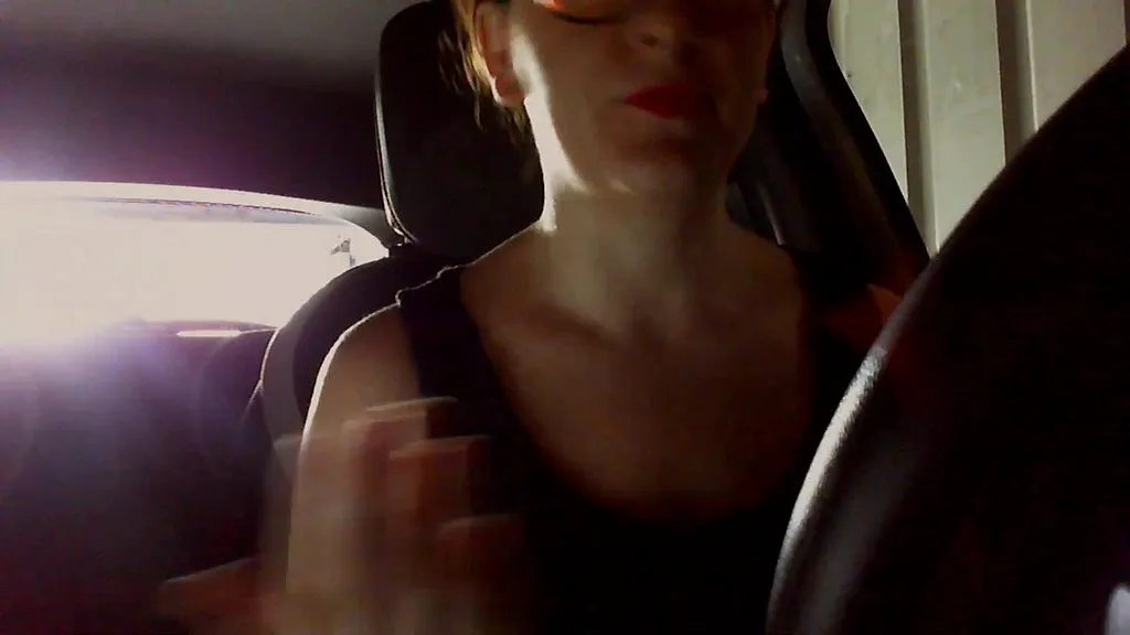 Fast Driving Solo: City elaborated - HD Squirt clip