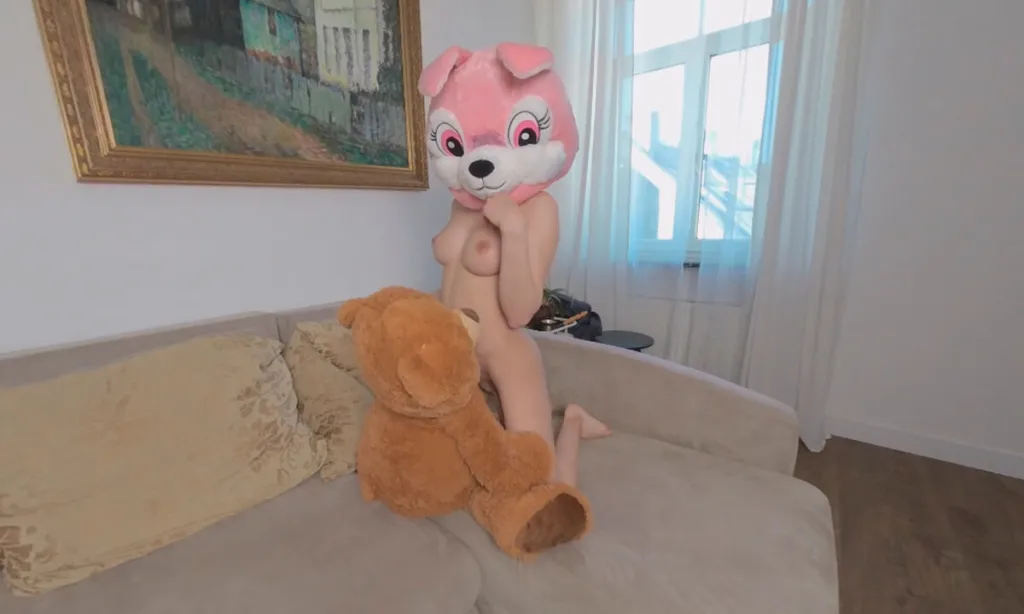 Melanie Jessica Rabbit's Shaved Pussy 3D 180° VR Video (60 FPS, 4K)