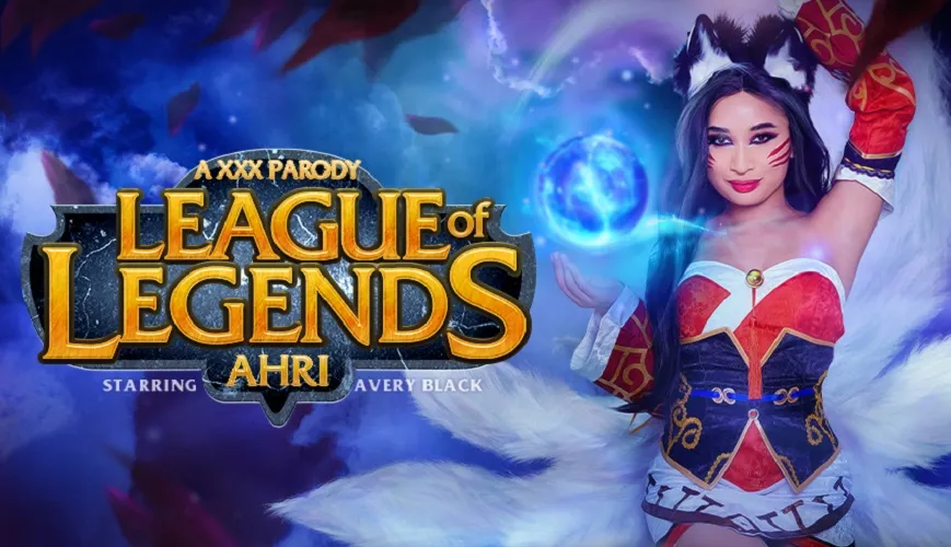 Ahri's Seductive Cosplay: Avery Black as League of Legends' Sexy Fox