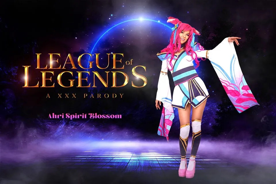 Spirit Blossom Ahri: Eyla Moore in 180° VR Cosplay Blowjob Parody