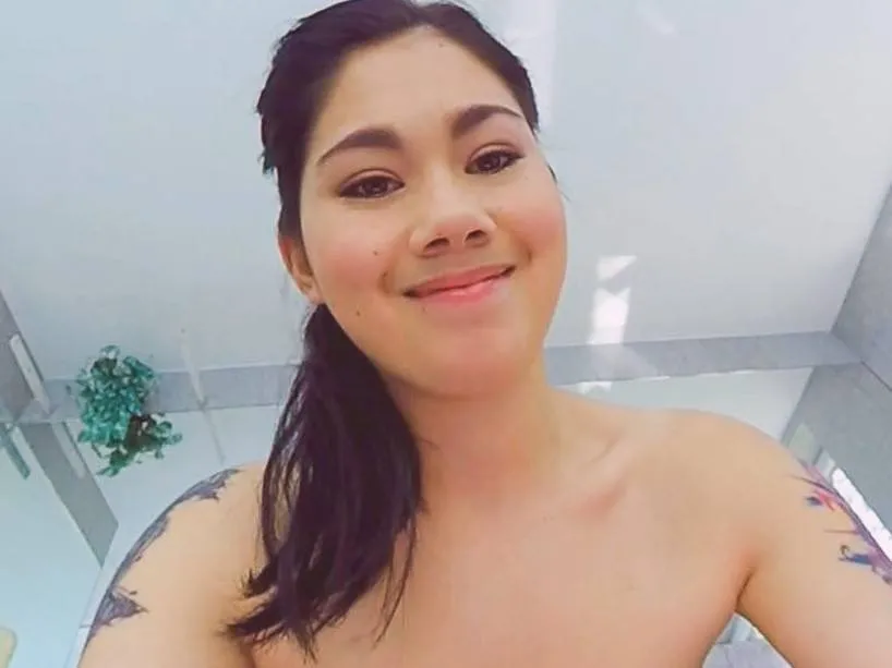 Lin Lee - Asian Brunette Solo Fingering Session in VR