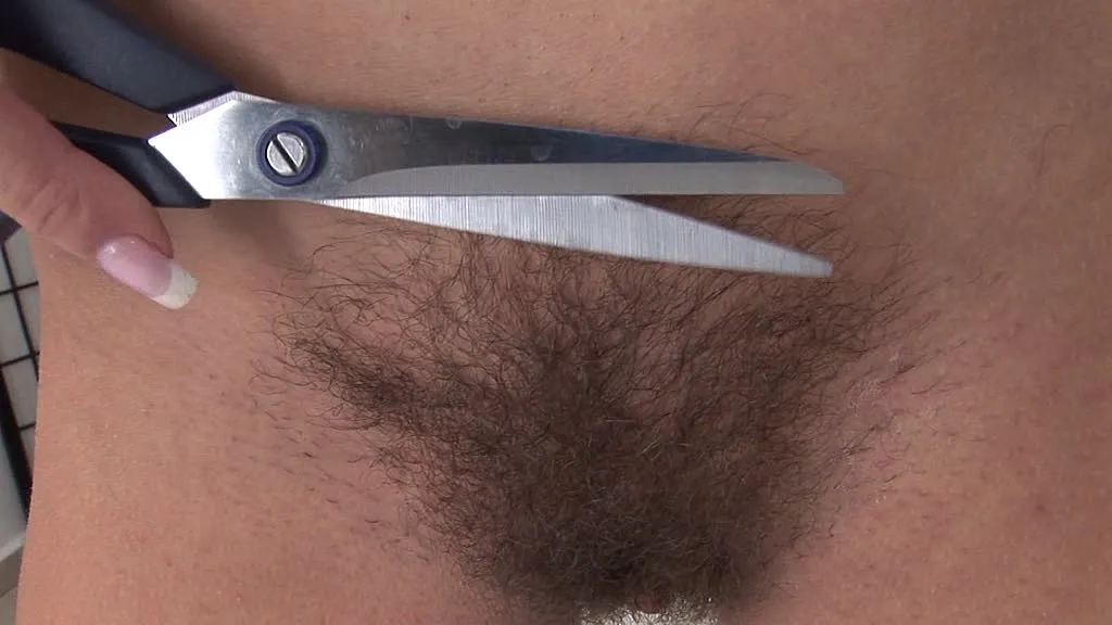 Rachel Evans - Hairy Pussy Solo Nurse