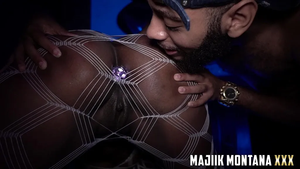 Majiik Montana & Breyana Moore: Intense HD Sex - Curves vs. Massive Cock (Big Butt, Deep Throat, Cum on Ass)