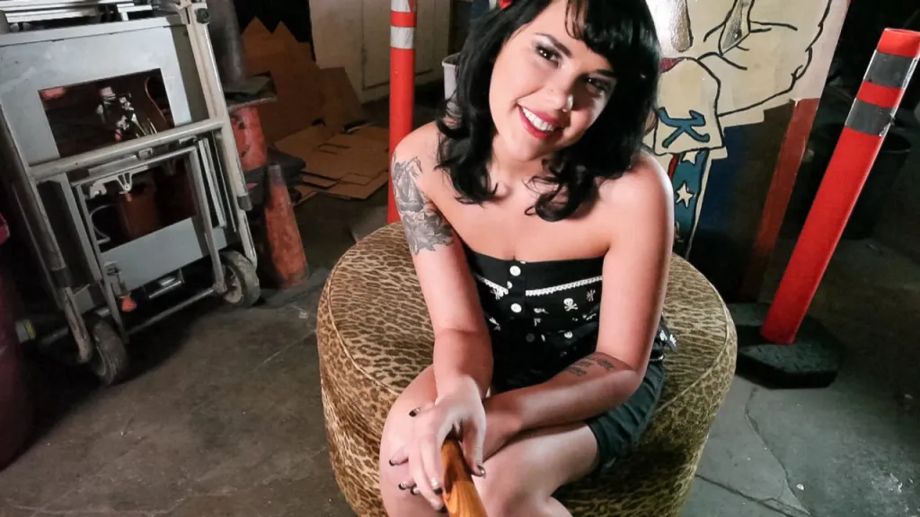Mary Jane Marley's Solo Performance in Garage - Toys & Masturbation