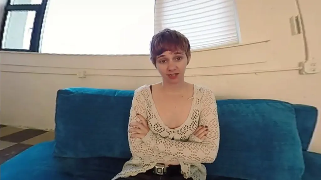 Mercy West's Brunette Solo Interview - 180° VR, HD, Binaural Sound