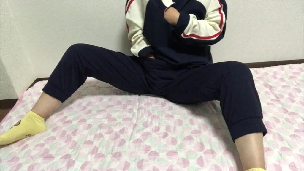 Asian Nanny's Squirt Challenge: Toys and Sensual Squirting