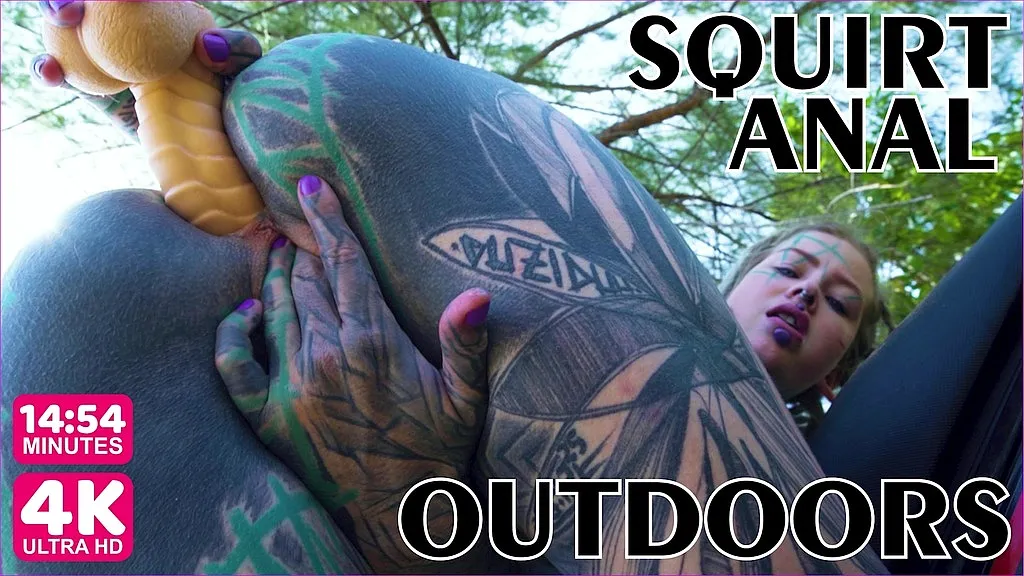 Anuskatzz's Public Solo Anal Masturbation Session - Squirt orgasm in UHD (4K)