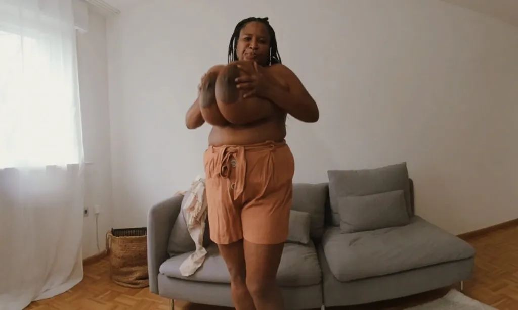 Busty Pam's Winter 4K-VR Experience: Biggest Black BBW Boobs