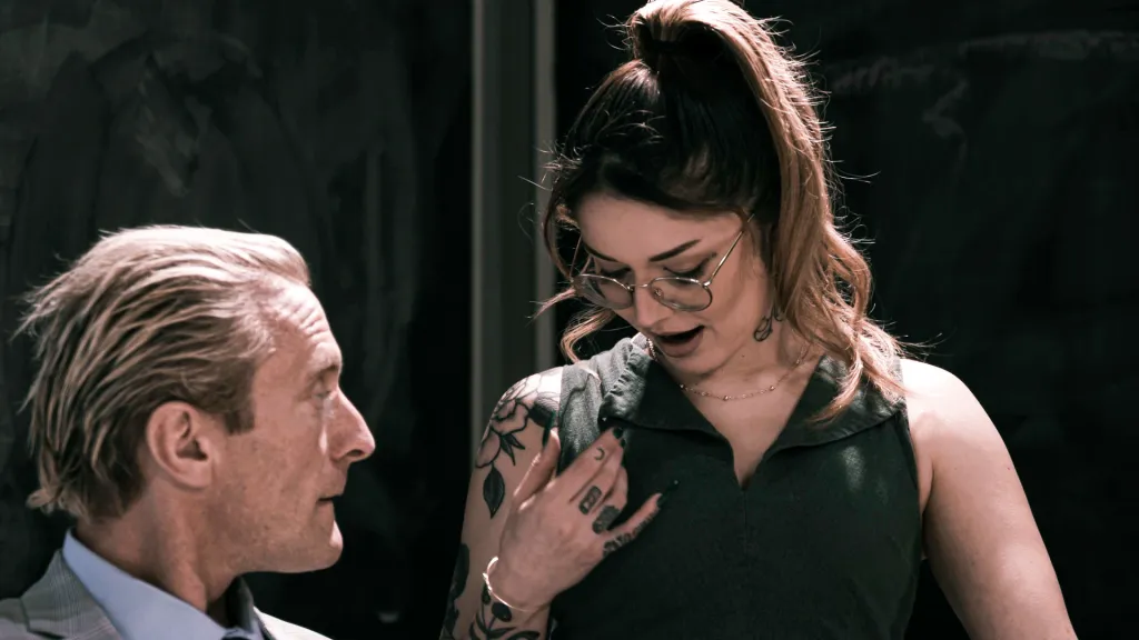 Vanessa Vega & Clarke Kent: Vanessa's Seductive Invitation to Mr. Harris (HD) - Brunette Takes Control in Rough Sex Scene